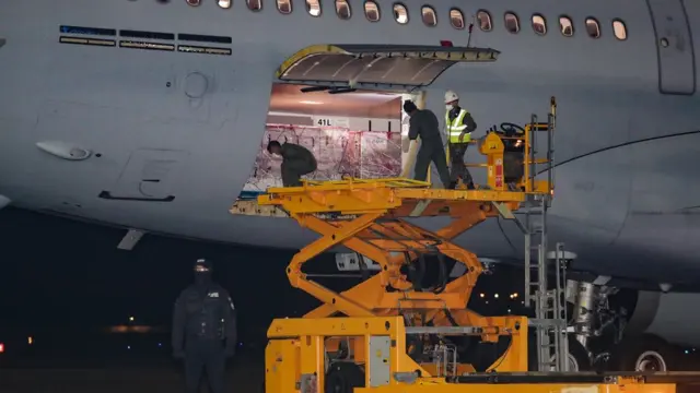 미국 정부가 제공한 얀센 백신이 지난 5일 서울공항에 도착했다