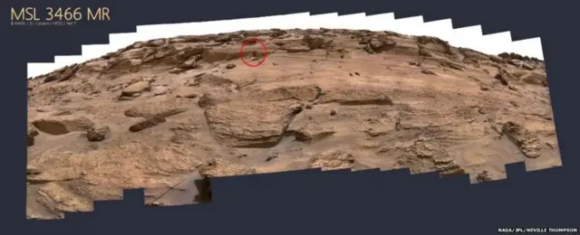 મંગળ ગ્રહ પર દરવાજો