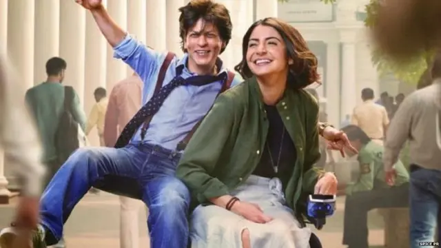 ફિલ્મ ઝીરોના એક પોસ્ટરમાં શાહરુખ-અનુષ્કા