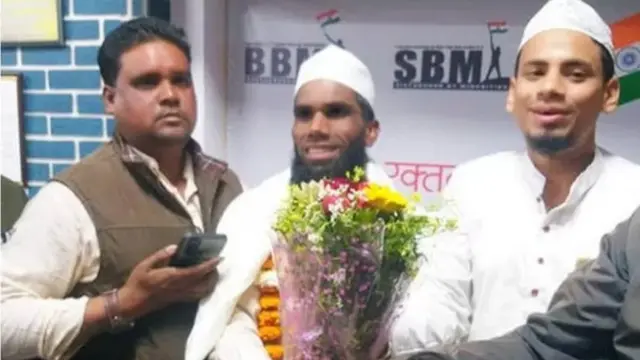 ભોપાલ શહેરના લોકો માટે મહેબૂબ ચર્ચાનો વિષય બની ગયા.