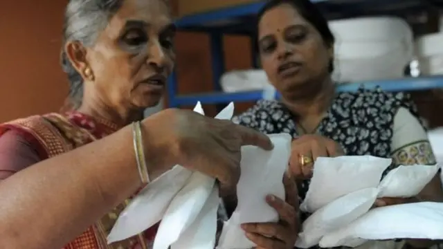 సానిటరీ నాప్‌కిన్స్