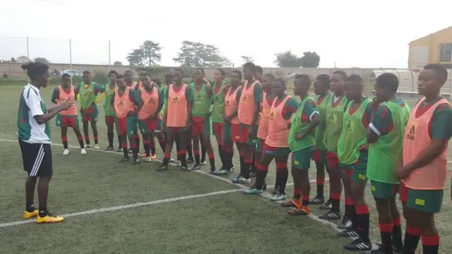 Abigeme batarenza imyaka 20 bariko barategura urukino ruzobahuza na Africa y'epfo mu nkino zo gukuranamwo z'igikombe c'isi yose.