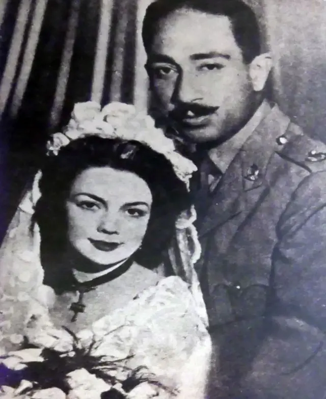 Mariage de Jehan et Anwar Sadat en 1949.