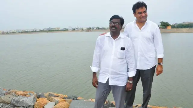 కేటీఆర్, పువ్వాడ అజయ్ కుమార్