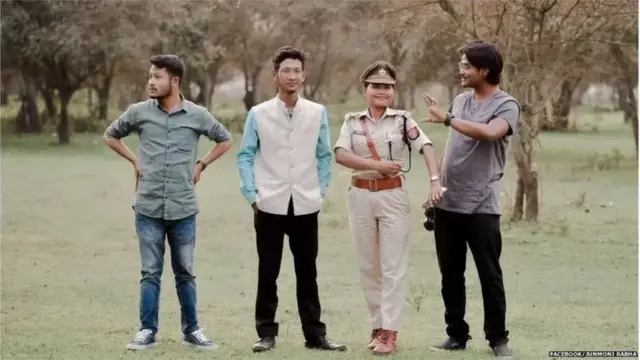 سب انسپیکٹر اپنے منگیتر رانا کے ساتھ