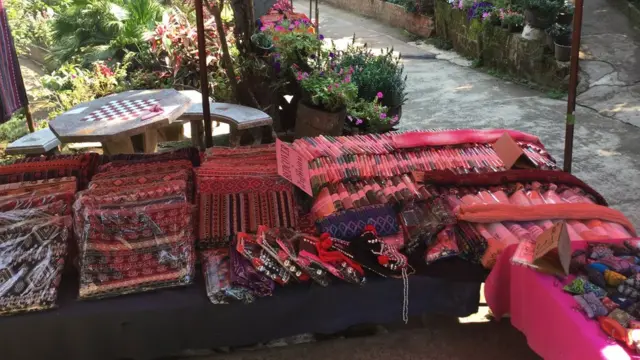 Bản Hmong ở Doi Pui nằm cách Chiangmai của Thái Lan chừng một giờ đi xe