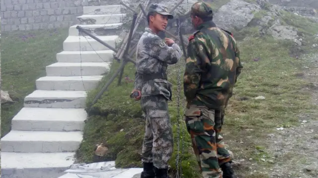 નાથુ લા પાસે ખાતે ભારત-ચીની સૈનિકની ફાઈલ તસવીર