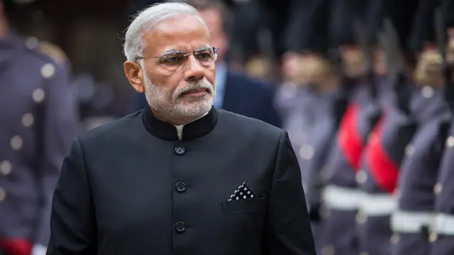 नरेंद्र मोदी