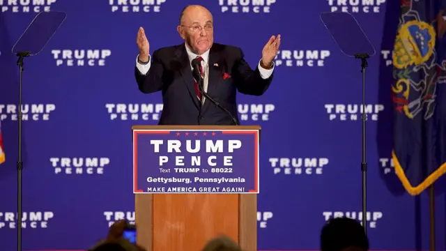 Rudy Giuliani ayakta