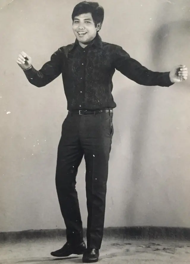 သူဆိုခဲ့တဲ့ သင်္ကြန်သီချင်းတွေကြောင့်လည်း ဇော်ဝမ်းကို လူကြိုက်များခဲ့