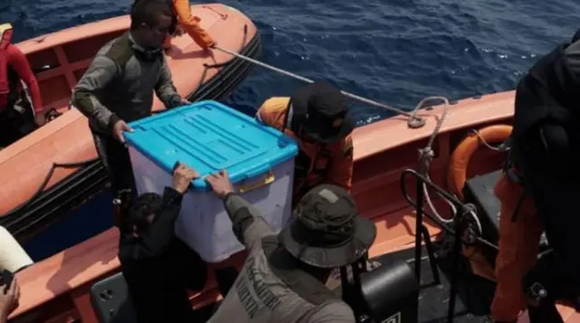 Kotak hitam ditemukan