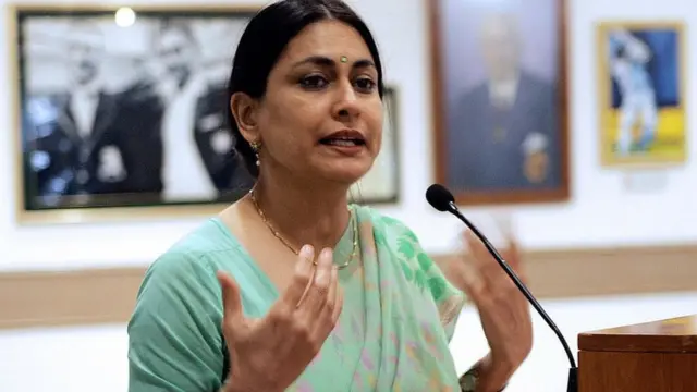 மீரா போரவாங்கர்