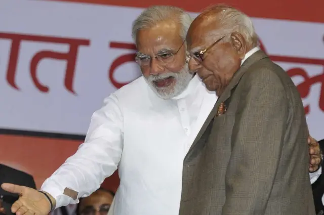 नरेंद्र मोदी, राम जेठमलानी