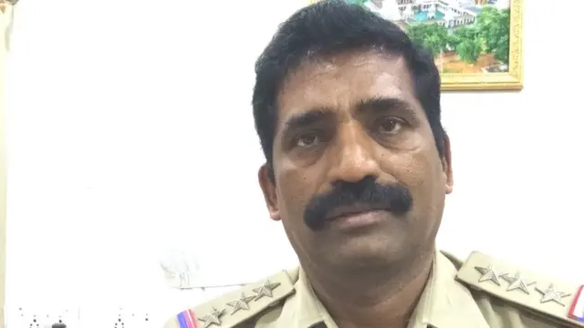 పోలీసులు