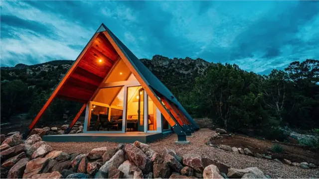 작은 주택에 살면 자연 환경 속에서 단순한 삶을 추구하기가 보다 쉬워질 수 있다