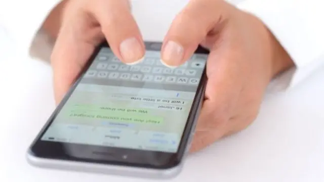 મોબાઇલ ફોનની તસવીર