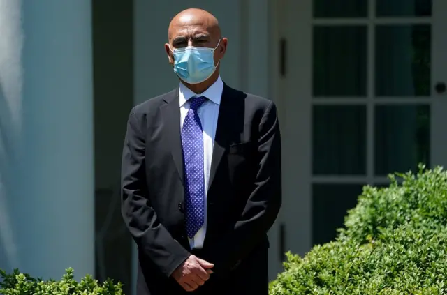 蒙塞夫·斯劳伊（Moncef Slaoui）