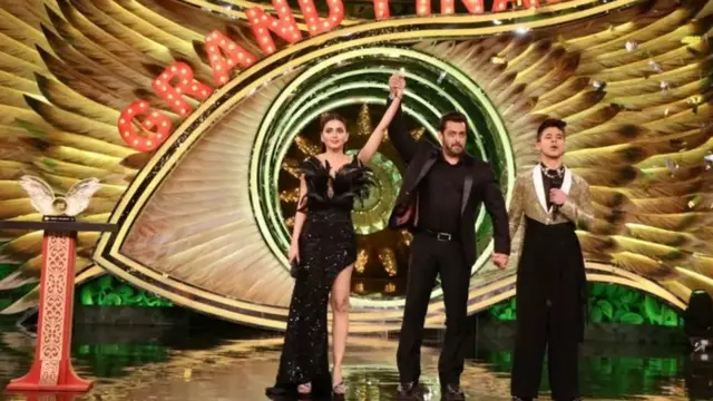 बिग बॉस सीज़न 15 का ख़िताब तेजस्वी प्रकाश ने जीता था