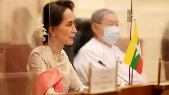 ကိုဗစ် ကာကွယ်ဆေးတရုတ်က ထောက်ပံ့မယ့် အကြောင်းမြန်မာအစိုးရဘက်က ထုတ်ပြန်ခဲ့