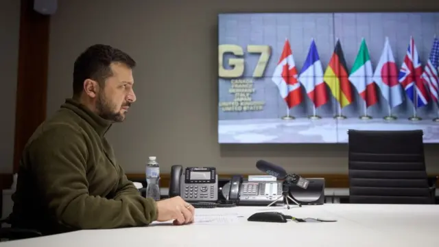 Владимир Зеленский во время заседания "Большой семерки"