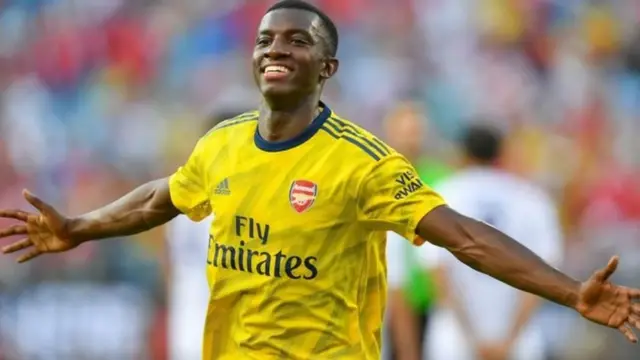 Eddie Nketiah ni gake aronka ikibanza muri 11 ba mbere ba Arsenal