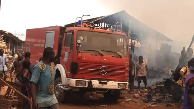 Ndị ọrụ mgbanyụ ọkụ