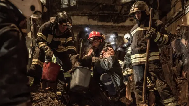 рятувальники