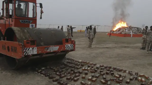 ایک منظر جو ہر چند ماہ بعد دہرایا جاتا ہے