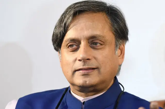 શશિ થરૂર