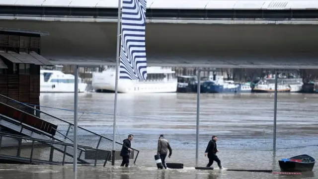 наводнение в Париже