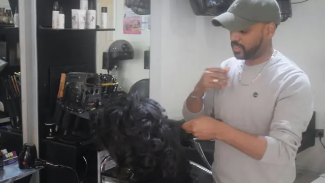 ኢሰያስ ተወልደ ኣብ ስራሕ