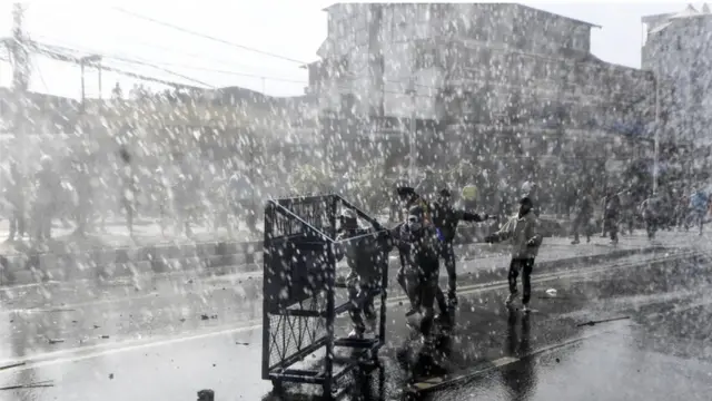 एमसीसीलाई लिएर विरोध प्रदर्शनहरू भइरहेका छन्