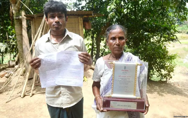 सरबबाला और उनके बेटे, NRC, NRCFinalList, NRCassam, National Register of Citizens, Foreigners Tribunals, ASSAM, एनआरसी, असम