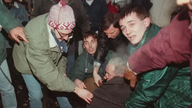 Povređeni učesnik protesta 1997.