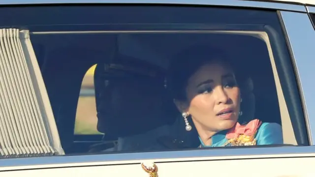 สมเด็จพระนางเจ้าฯ พระบรมราชินี