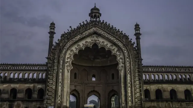 रुमी दरवाजा, लखनौ