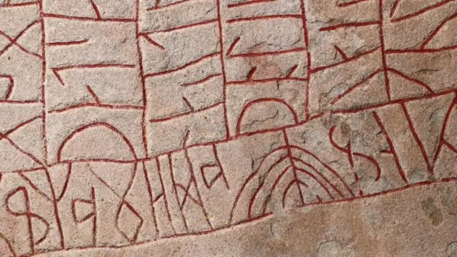 bahasa daerah, alfabet daerah, huruf daerah, punah, kepunahan adat