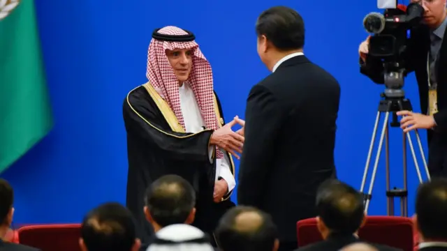 Президент Китя и глава МИД Саудовской Аравии