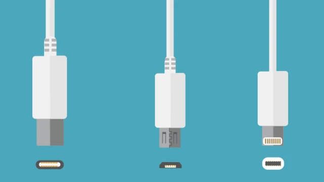 ሦስት በስፋት ጥቅም ላይ የሚውሉ ቻርጀሮች ከግራ የአውሮፓ ሕብረት የፈቀደው ዩኤስቢ-ሲ፣ ከመሃል አብዛኛው አንድሮይድ ስልኮች የሚጠቀሙት ማይክሮ ዩኤስቢ እና ከቀኝ አይፎን ስልኮች የሚጠቁመት ላይትኒንግ