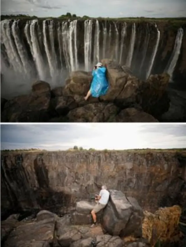 Turistas tiram foto nas cataratas Vitória