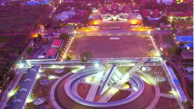 Dalam unggahan di akun resmi Facebook-nya, Presiden Jokowi menyatakan bahwa di Monumen Kapsul Waktu, tujuh mimpi besar anak-anak Indonesia ditanam dalam kapsul-kapsul, disimpan permanen, dan baru akan dibuka pada 2085.