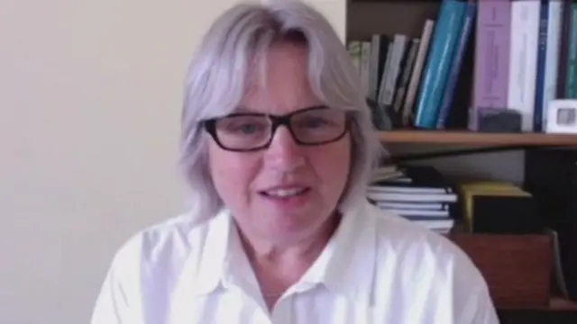 ንወለዳ ኣብ ሆስፒታል ክትበጽሖም ኣይከኣለትን