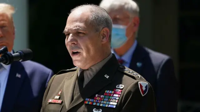 জেনারেল গুস্তাভ পেরনা