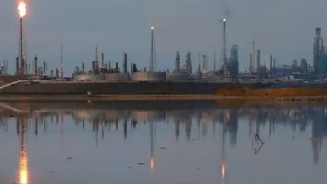 तेल उद्योग