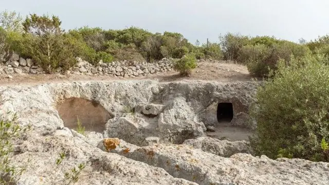 Доісторичні камерні гробниці, що існував у стародавньому Середземномор'ї