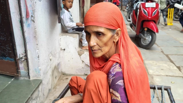 બીબીસી ગુજરાતી, ગુજરાત, બીબીસી, પોલીસ, ગુજરાત પોલીસ, ગોમતીપુર, અમદાવાદ, આત્મહત્યા