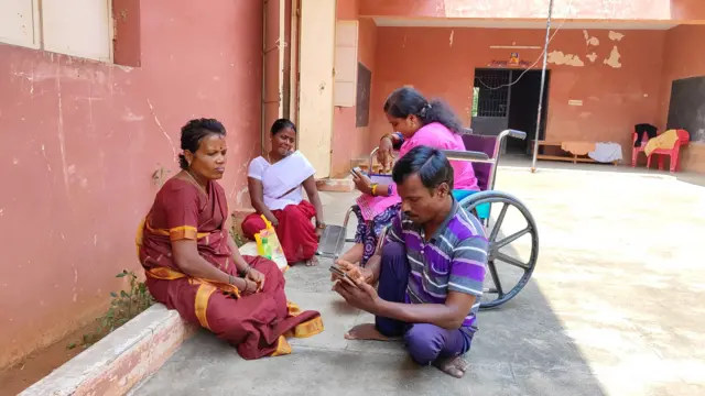 மாற்றுத்திறனாளிகள் திருமணம்