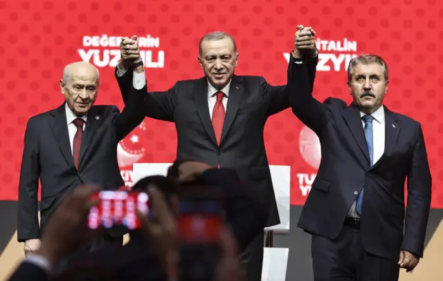 erdoğan bahçeli ve destici