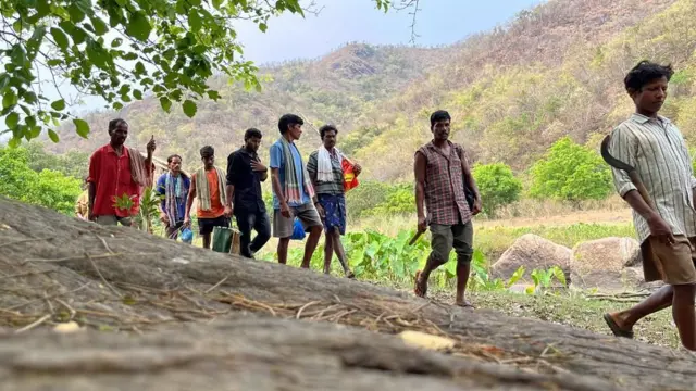 గిరిజనులు 