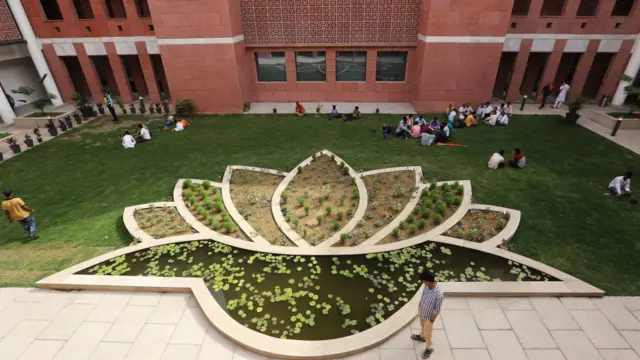 பிரதமர் மோடி, மோடி பிறந்தநாள், பாஜக அரசியல் ஓய்வு, 75வயதில் ஓய்வு